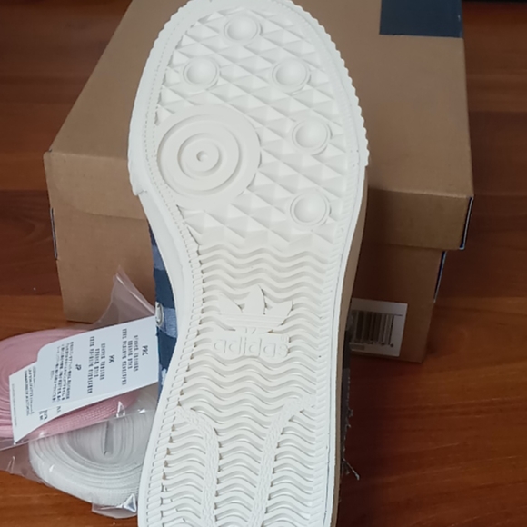 Nizza DG Premium- Donald Glover (Childish Gambino) - Picture 4 of 5